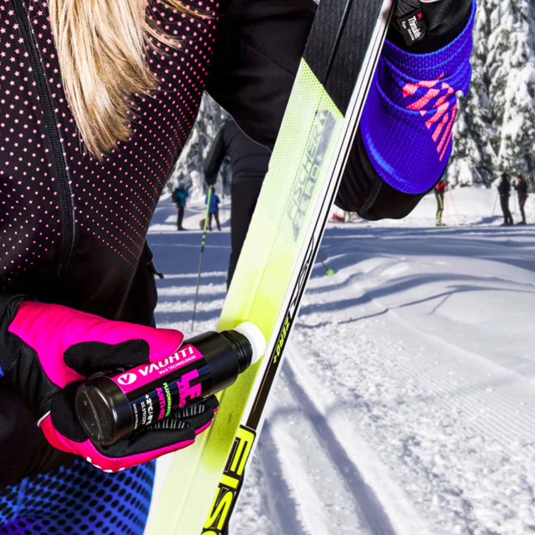 do salomon skis come waxed S/Lab Skate + Shift Race Skate Binding, 177 Easy up and down Hi there, Just received my