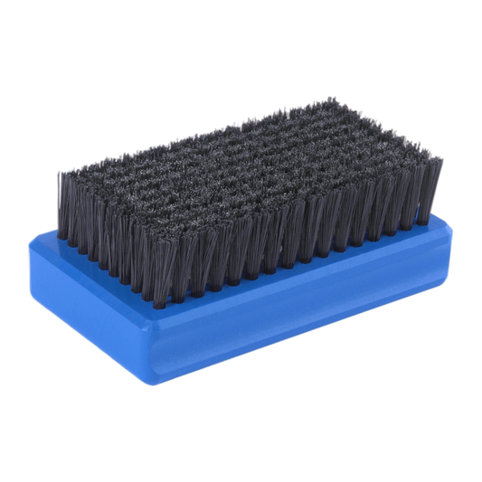A product picture of the Holmenkol BaseBrush Steel