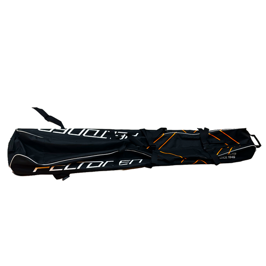 A product picture of the Peltonen Team Ski Bag with Wheels 10-12 pair
