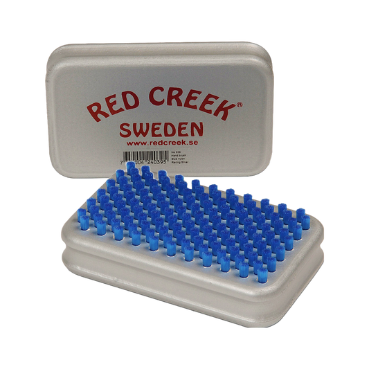 A product picture of the Red Creek Blue 6mm Nylon Racing Silver Hand Brush