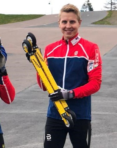 A product picture of the Swenor Skate Extra Long Aluminium Rollerskis