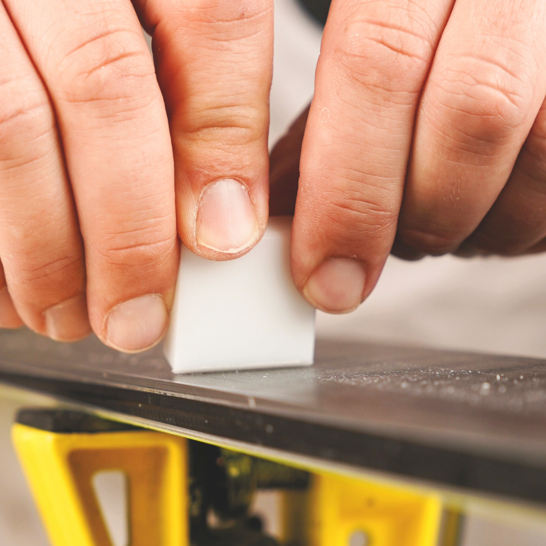 An image representing the Rub-On Block Waxing product collection on | Skiwax.ca