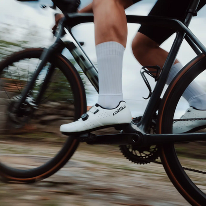 A product picture of the Catlike Whisper R2 Road Shoes