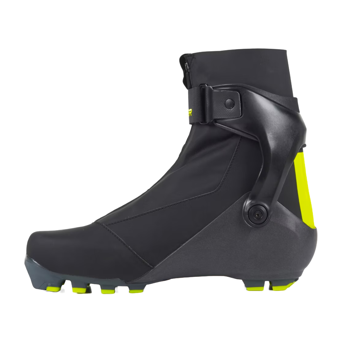 A product picture of the Fischer Carbon Skate Boots