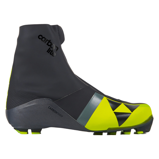 A product picture of the Fischer Carbonlite Classic Boots