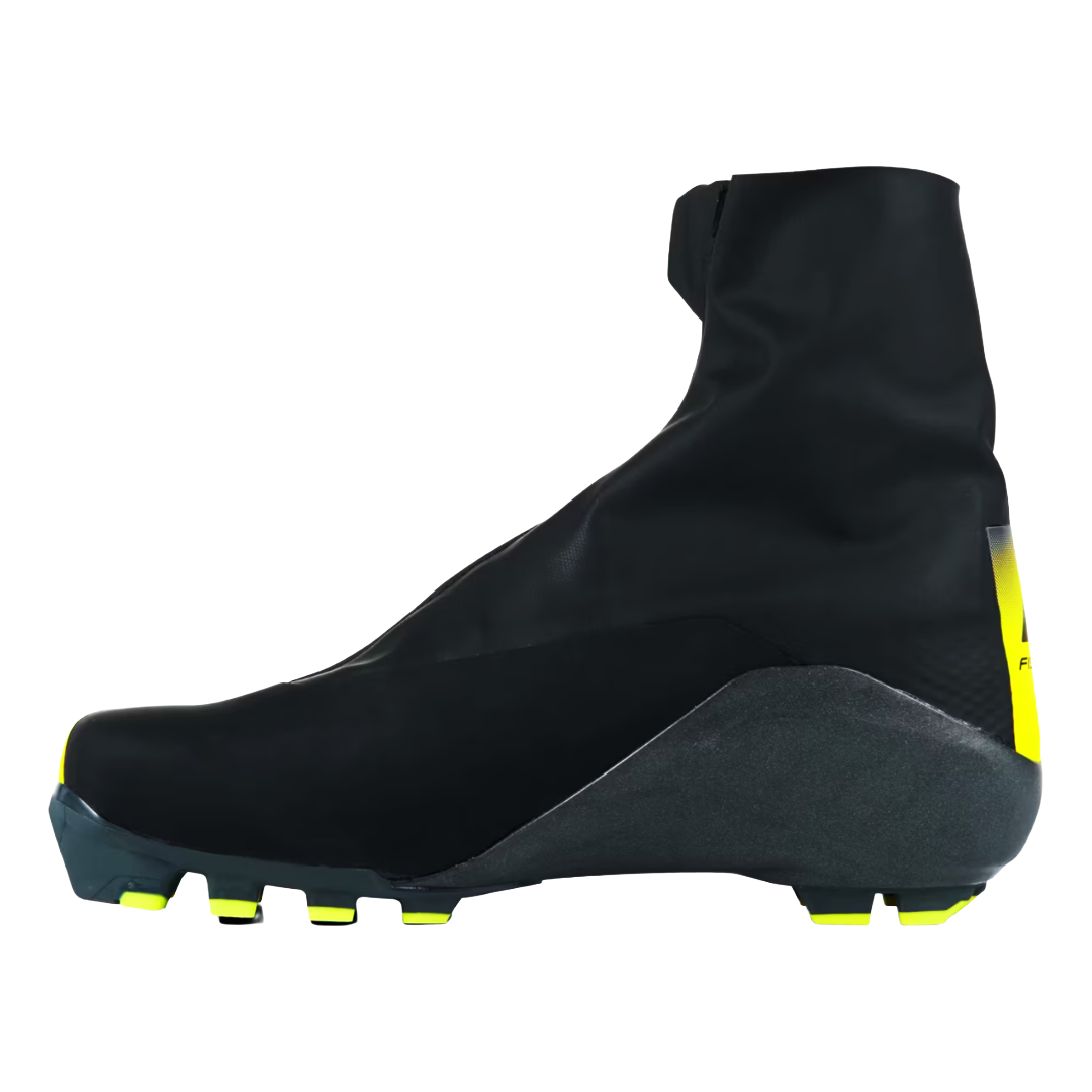 A product picture of the Fischer Speedmax 7 Classic Boots