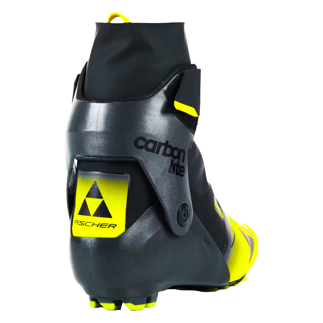 A product picture of the Fischer Speedmax 7 Skate Boots