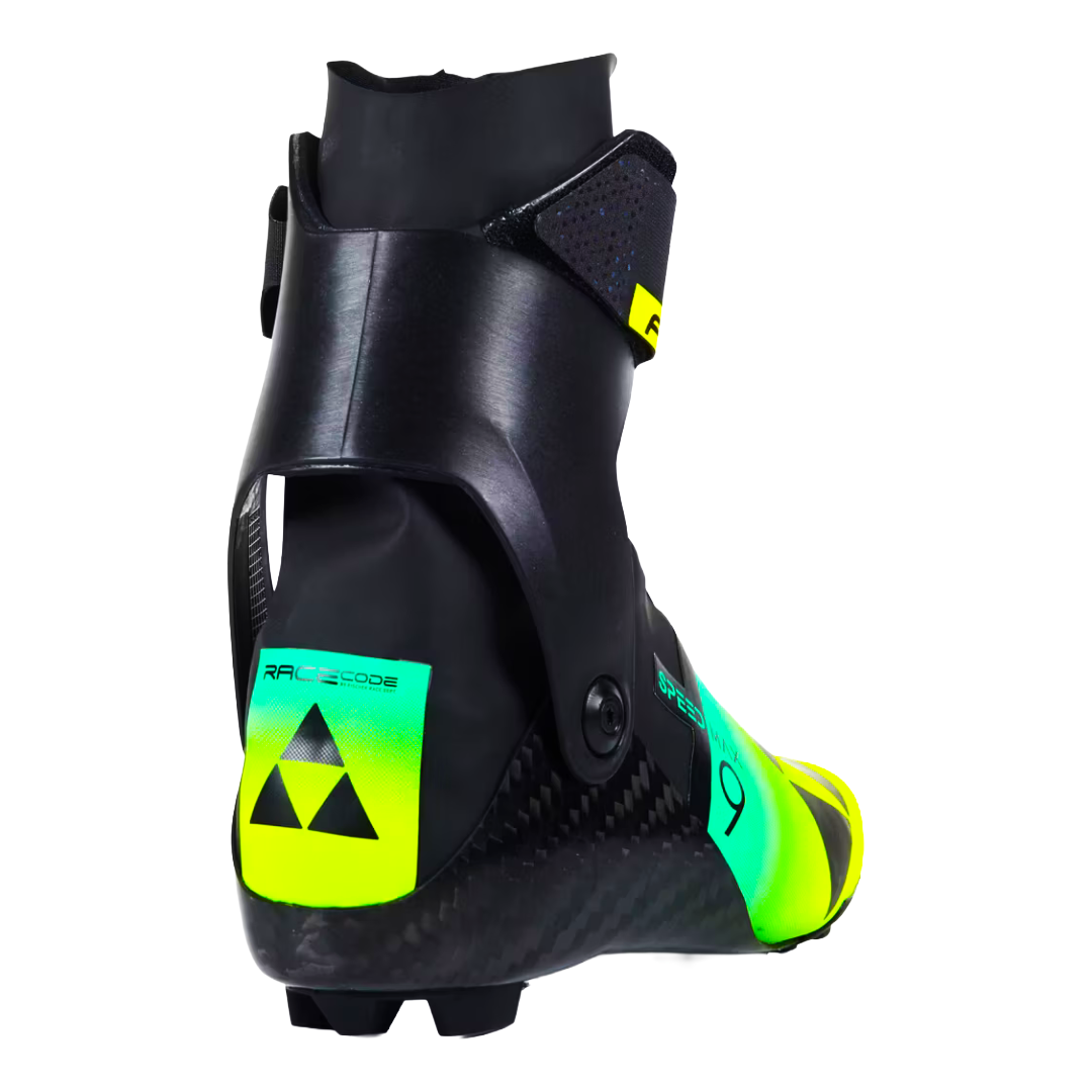 A product picture of the Fischer Speedmax 9 Skate Boots