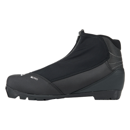 A product picture of the Fischer XC Pro Classic Boots