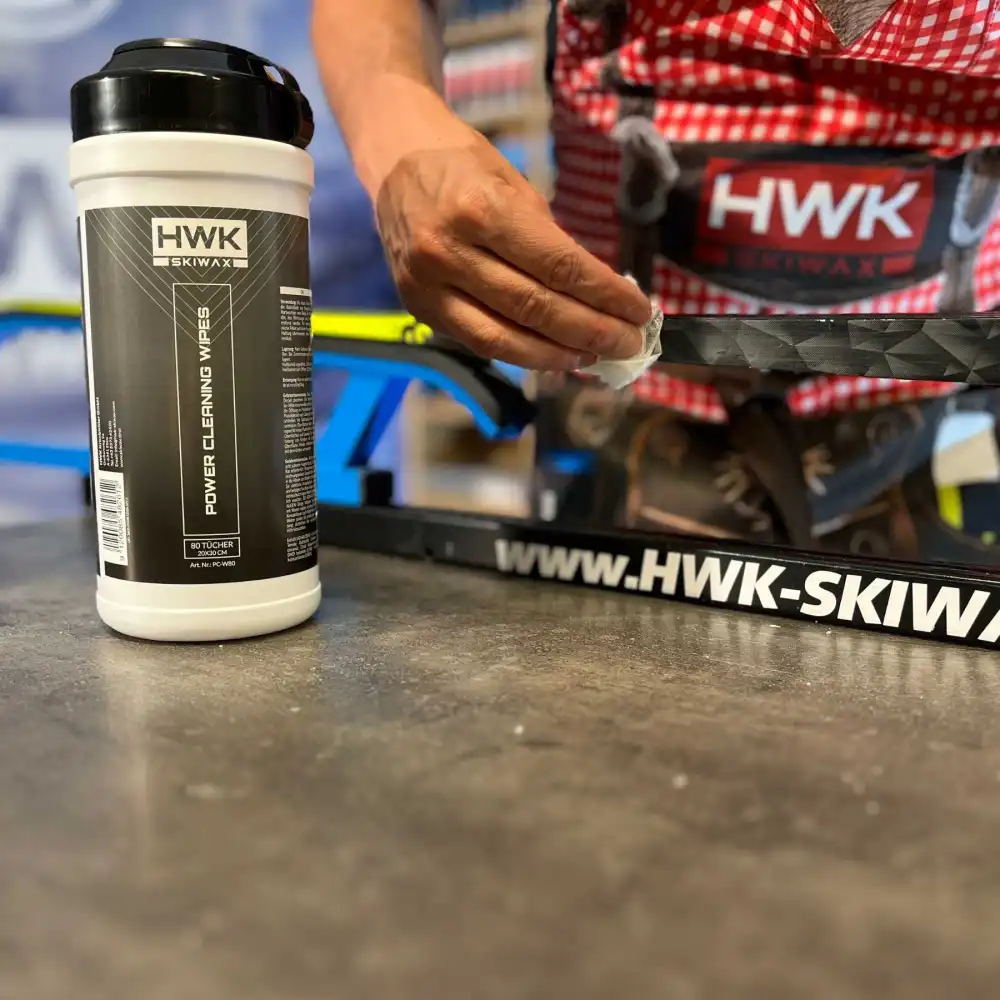 A product picture of the HWK Power Cleaning Wipes