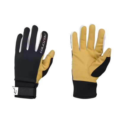 A product picture of the Peltonen RTECH+ Gloves