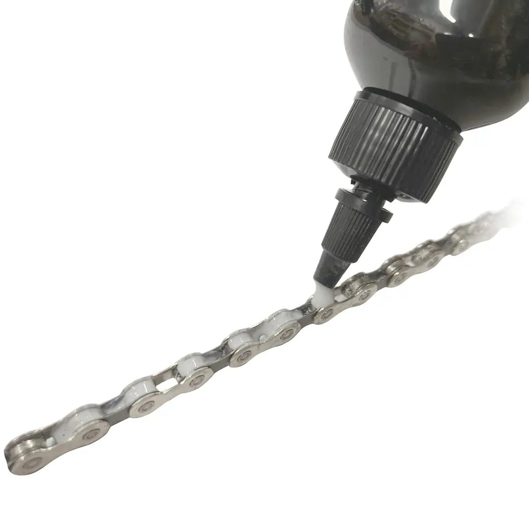 A product picture of the Rex Wax Black Magik Chain Drip Wax | 180ml