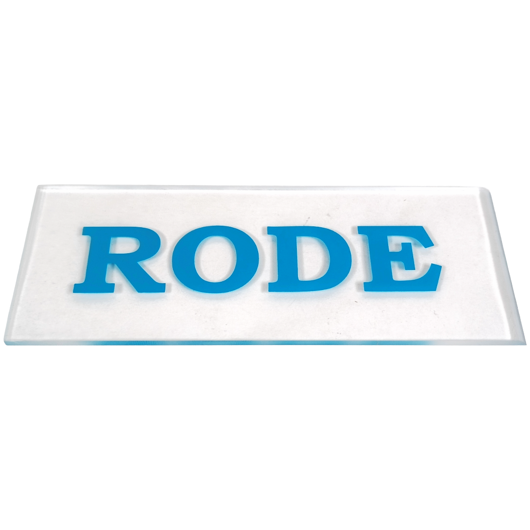 A product picture of the Rode Plexiglass Scraper