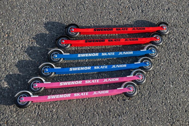 A product picture of the Swenor Skate Junior Aluminum Rollerskis