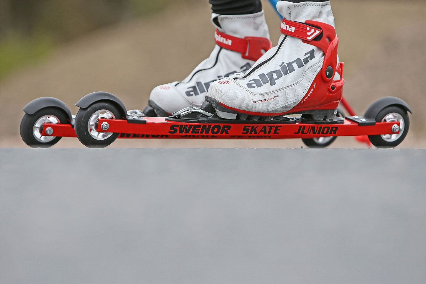 A product picture of the Swenor Skate Junior Aluminum Rollerskis