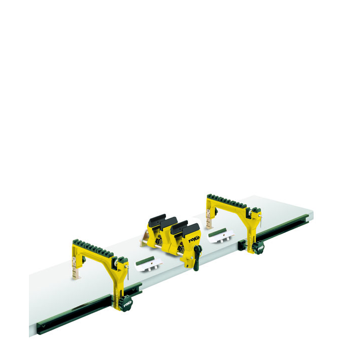 A product picture of the Toko Ski Vise Double Ski Fixation Device